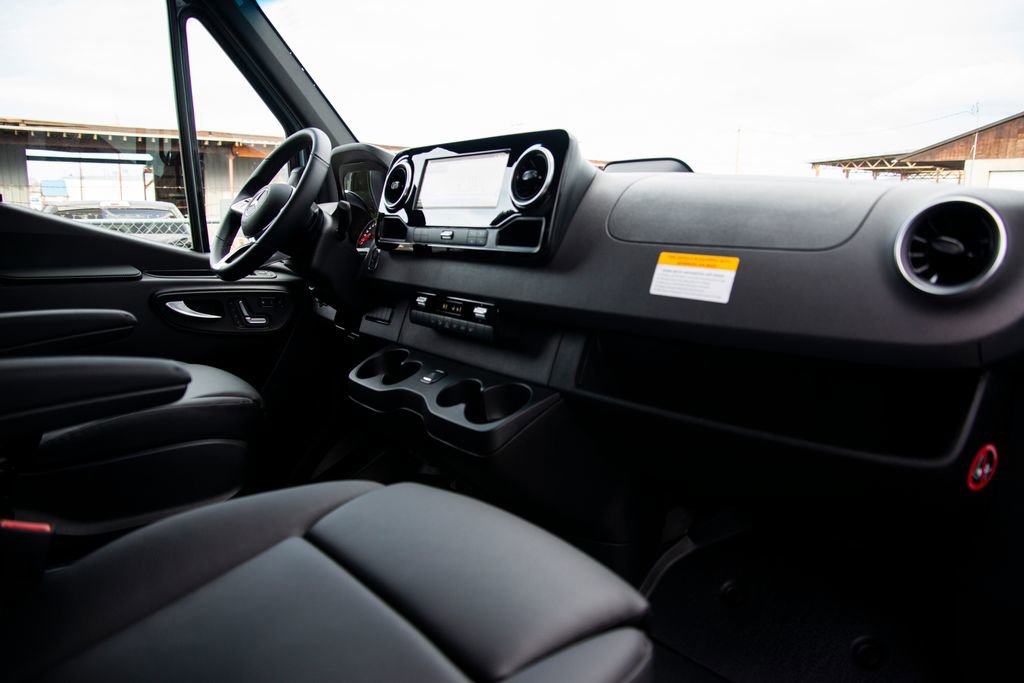 New 2026 Mercedes-Benz Sprinter 2500 image 14