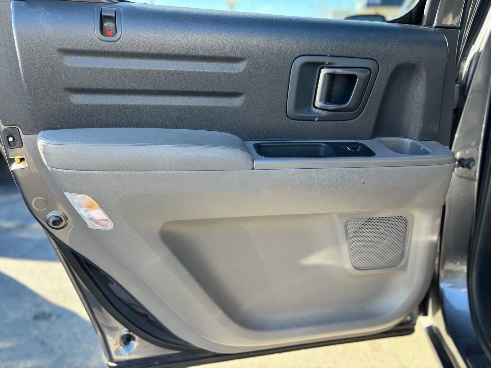 Used 2014 Honda Ridgeline RTL image 11