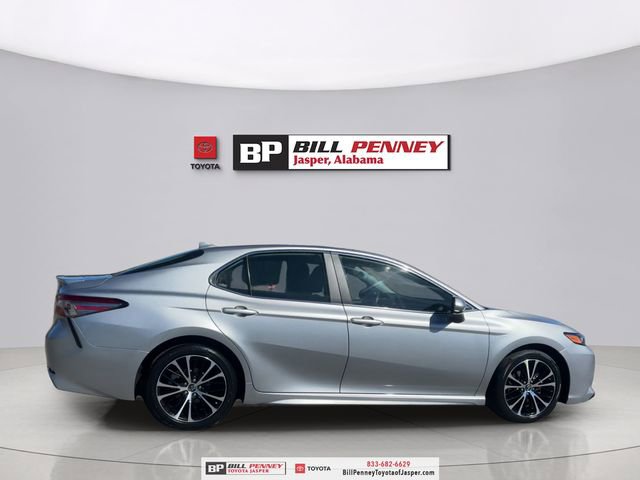 Used 2019 Toyota Camry SE image 6