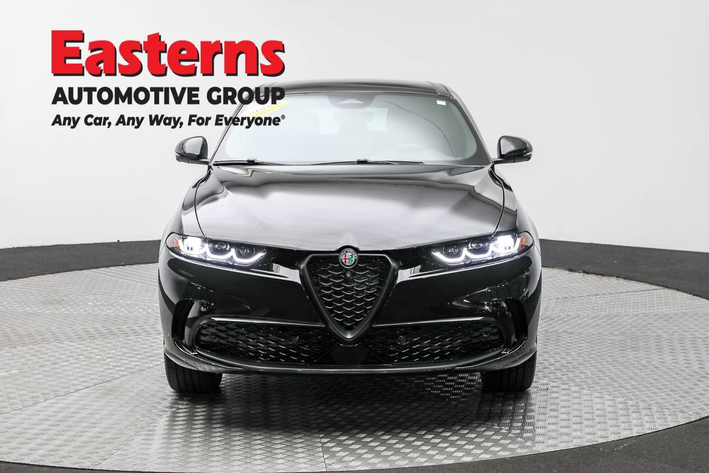Used 2024 Alfa Romeo Tonale Veloce image 2