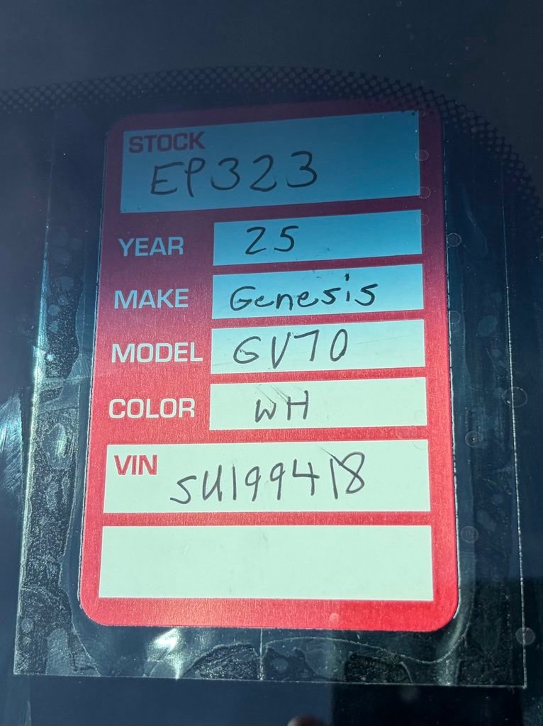 Certified 2025 Genesis GV70 3.5T Sport AWD/4WD image 25