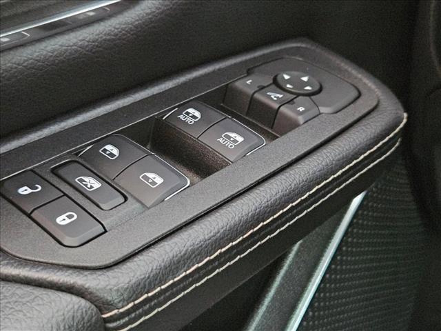 Used 2025 RAM 1500 Laramie w/ Sport Appearance Package image 17