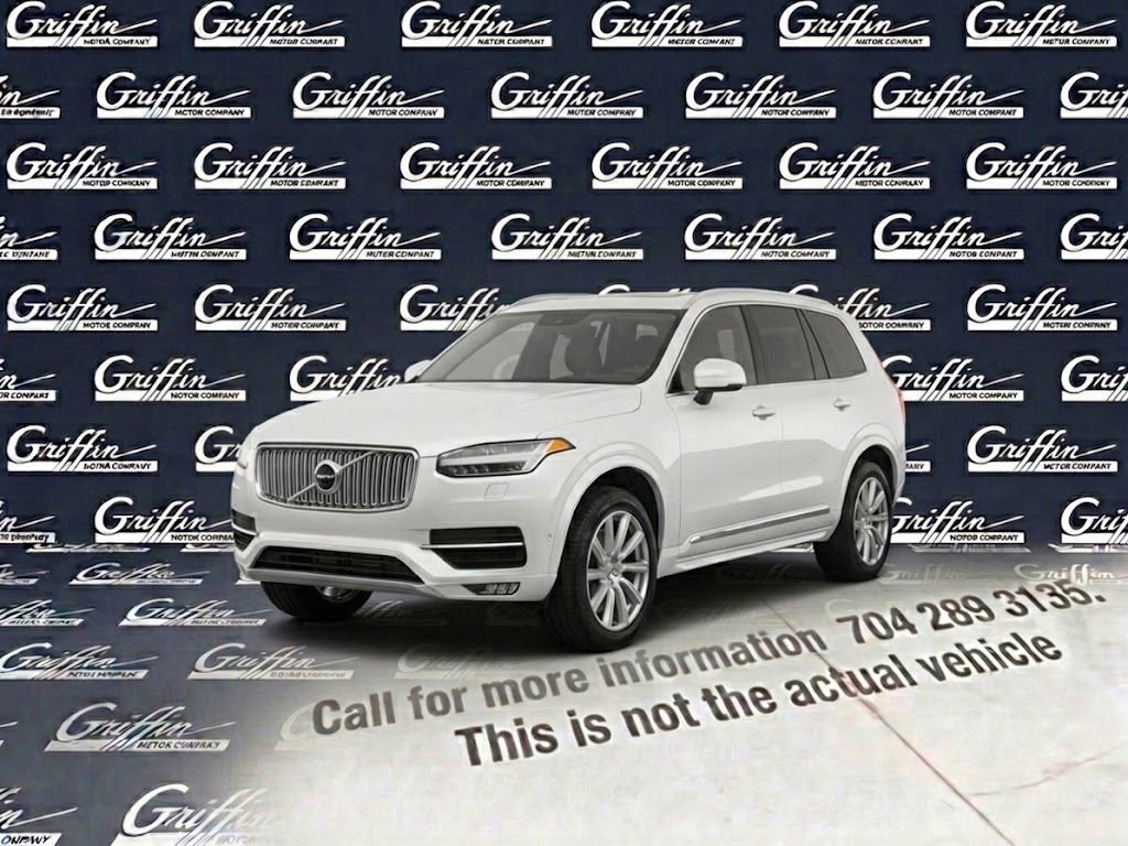 Used 2018 Volvo XC90 T6 Momentum w/ Convenience Package image 1