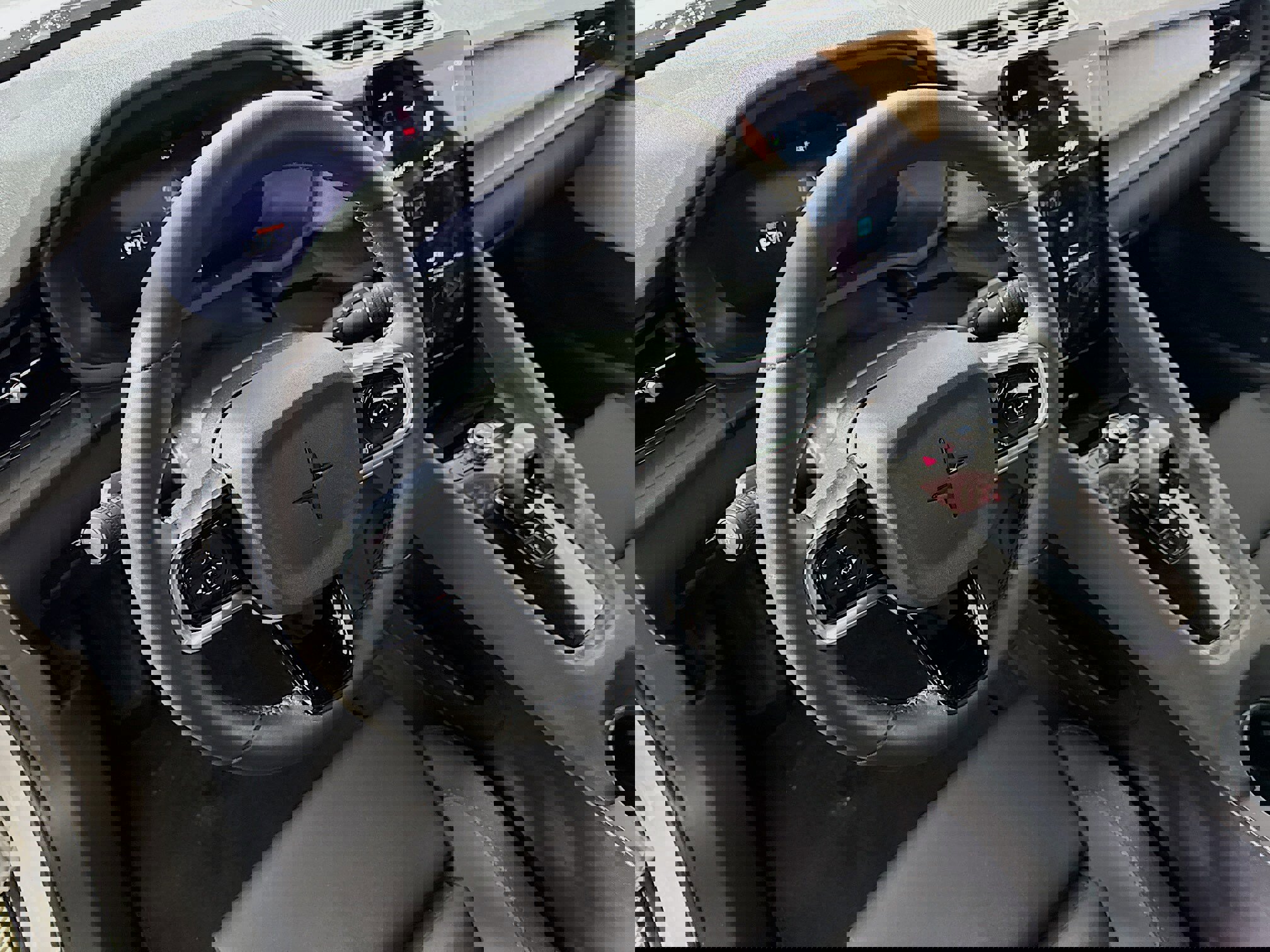 Used 2023 Polestar Polestar 2 w/ Pilot Pack image 12