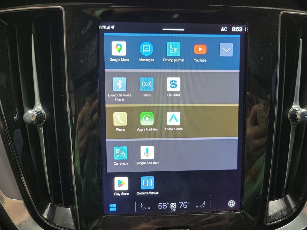 Used 2024 Volvo S60 B5 Core image 8