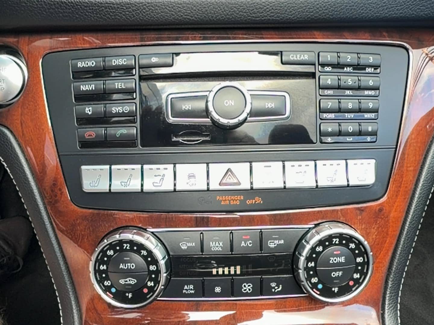 Used 2014 Mercedes-Benz SL 550 image 12