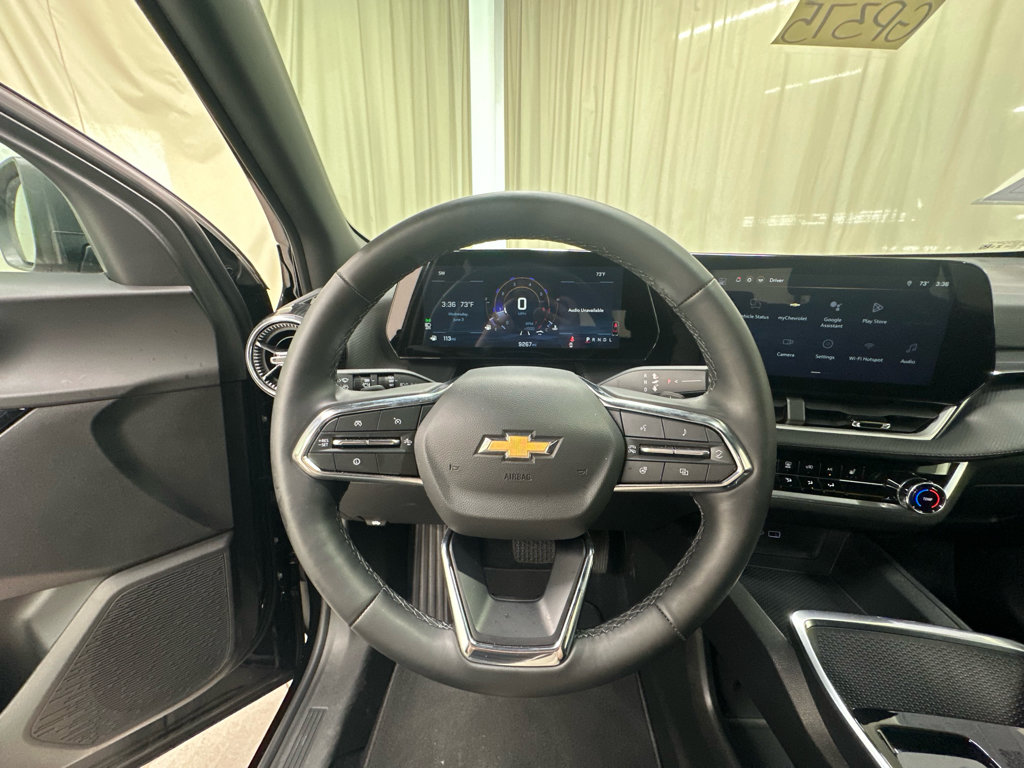 Used 2026 Chevrolet Equinox LT FWD image 21