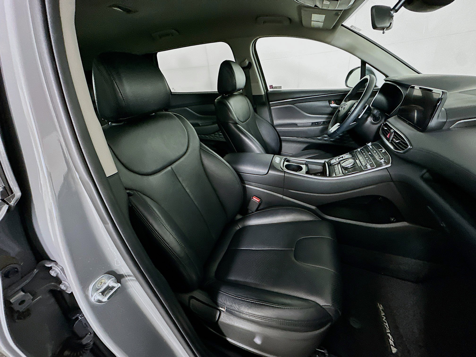 Used 2023 Hyundai Santa Fe SEL image 31