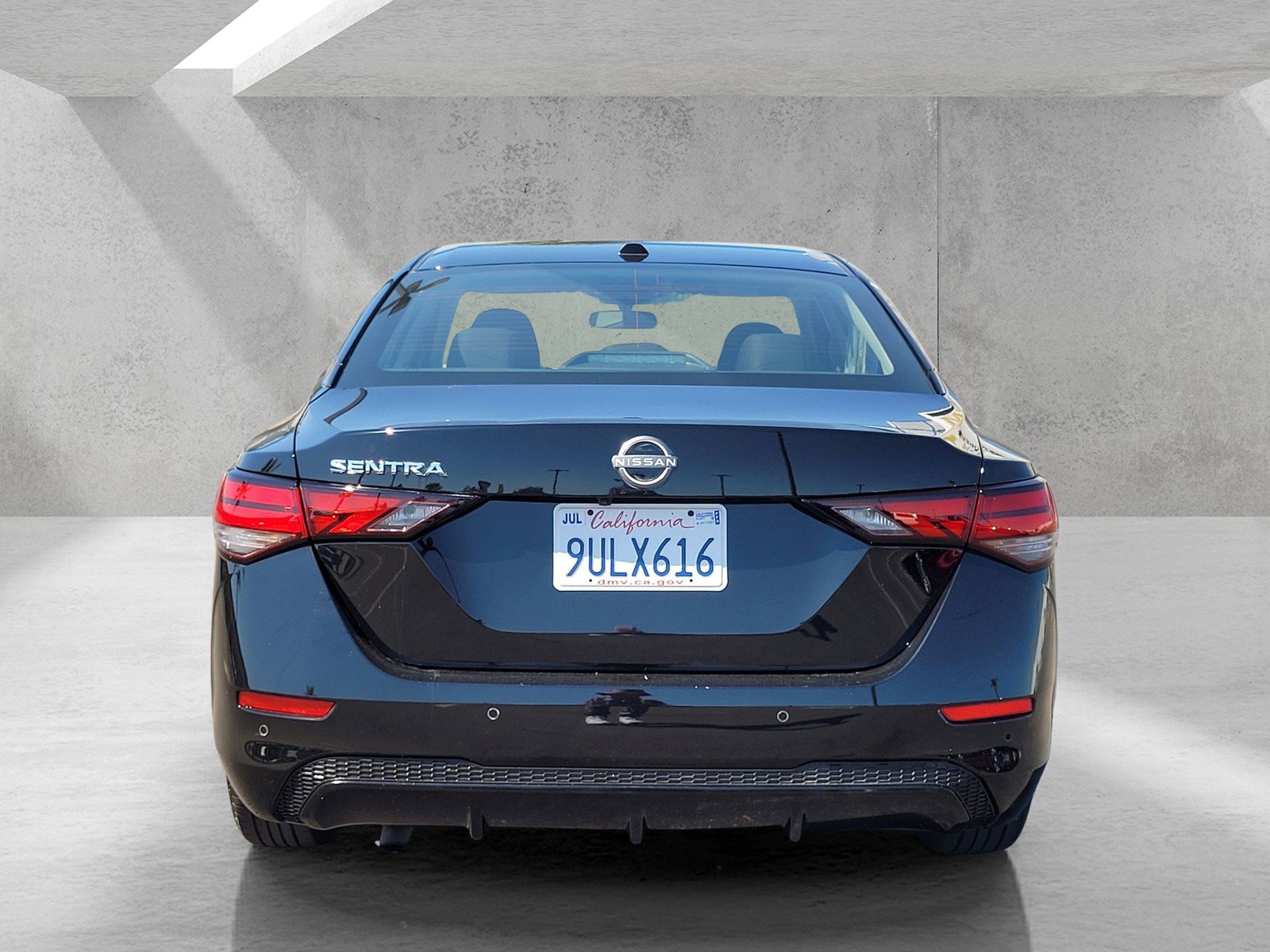 Used 2025 Nissan Sentra SV image 5