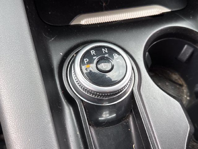 Used 2025 Ford Explorer Active AWD/4WD image 38