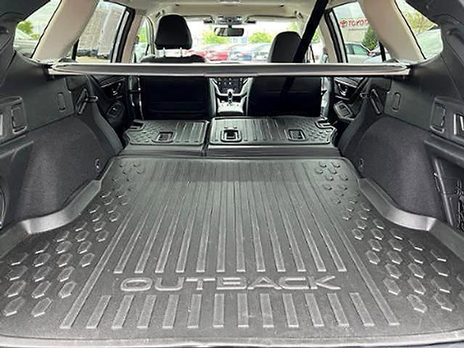 Certified 2025 Subaru Outback Limited AWD/4WD image 12