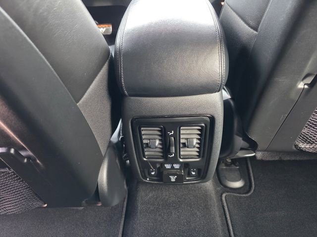 Used 2019 Jeep Grand Cherokee High Altitude image 18