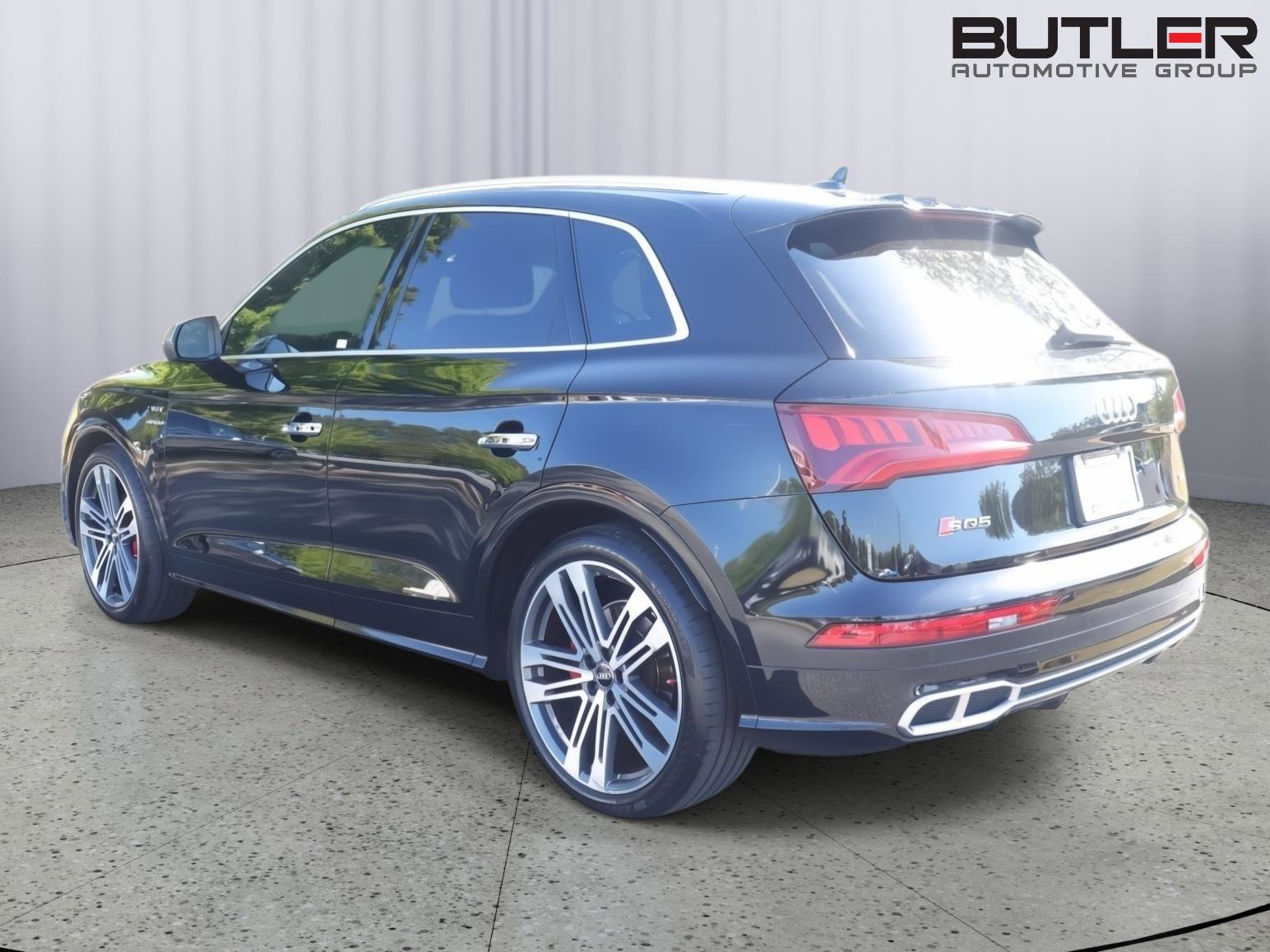 Used 2018 Audi SQ5 Prestige AWD/4WD image 5