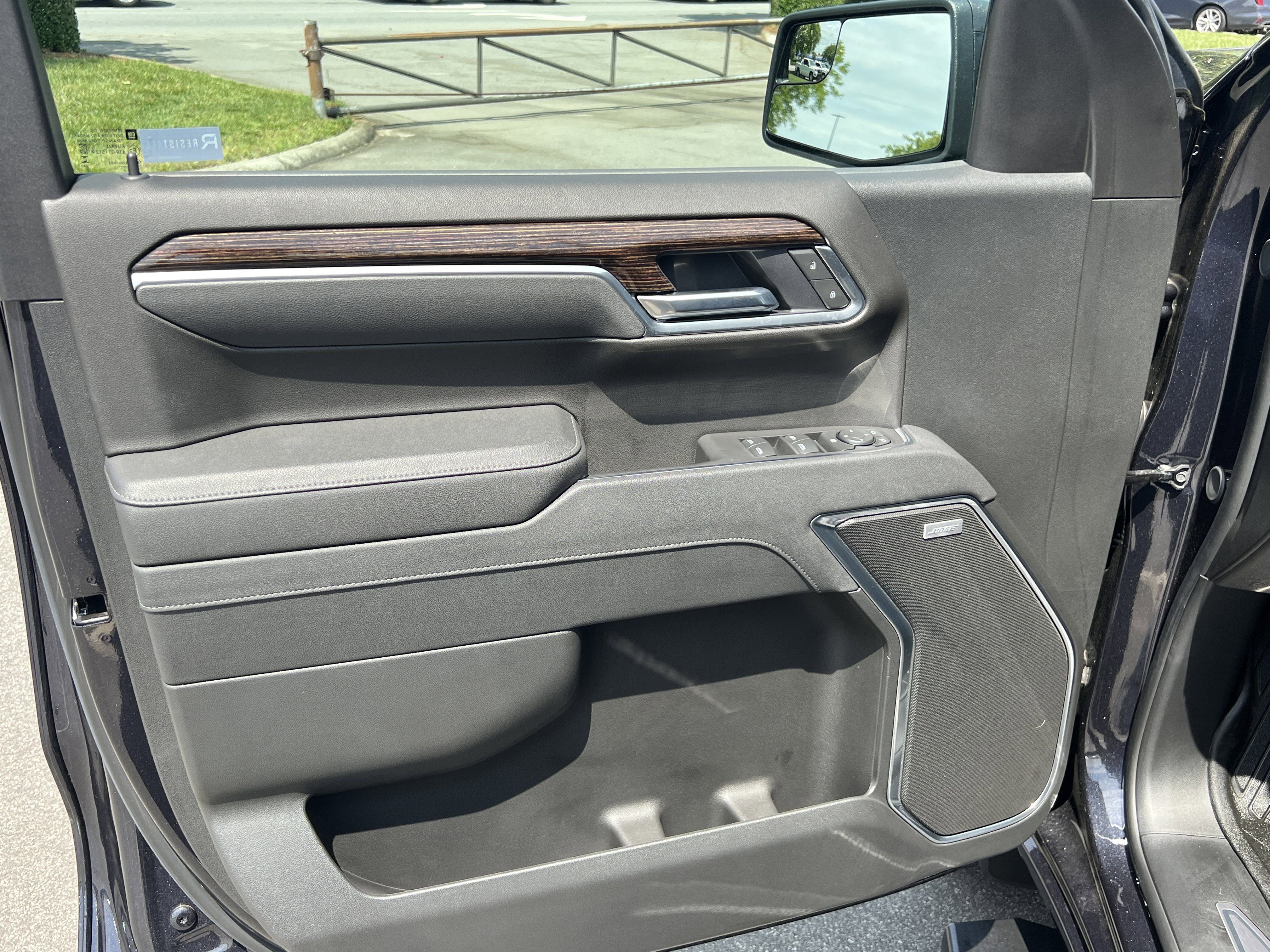 Used 2025 GMC Sierra 1500 Elevation w/ Preferred Package AWD/4WD image 19