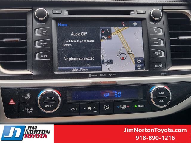 Used 2019 Toyota Highlander XLE image 19