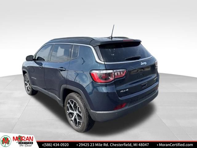 Used 2024 Jeep Compass Limited image 3