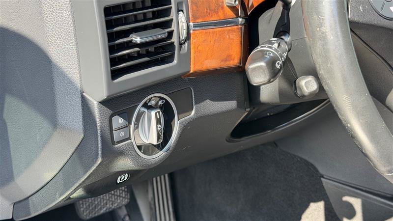 Used 2012 Mercedes-Benz GLK 350 4MATIC image 23
