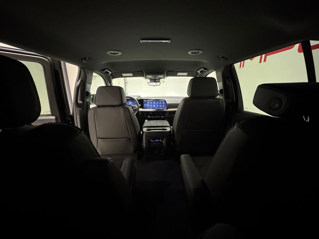 Used 2025 Chevrolet Tahoe High Country AWD/4WD image 40