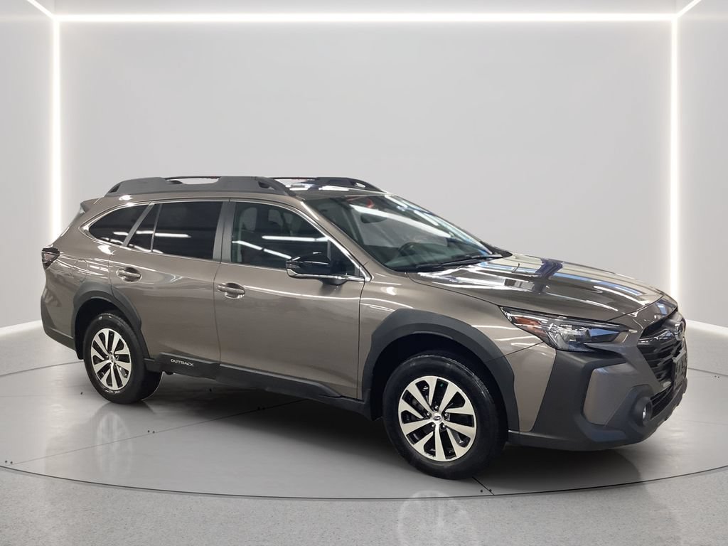 Certified 2024 Subaru Outback Premium AWD/4WD image 9