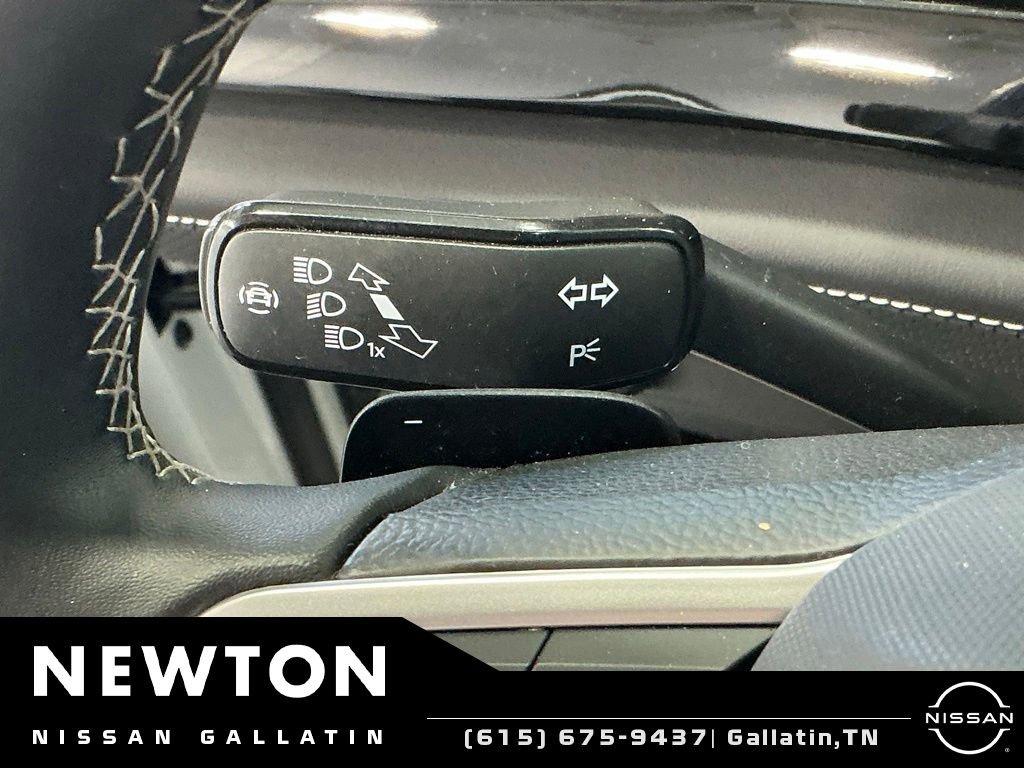 Used 2025 Volkswagen Atlas SE FWD image 7