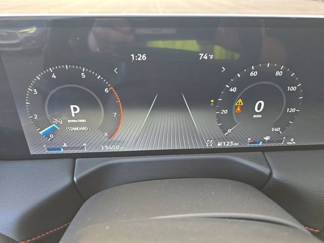 Used 2025 Nissan Armada PRO-4X AWD/4WD image 13