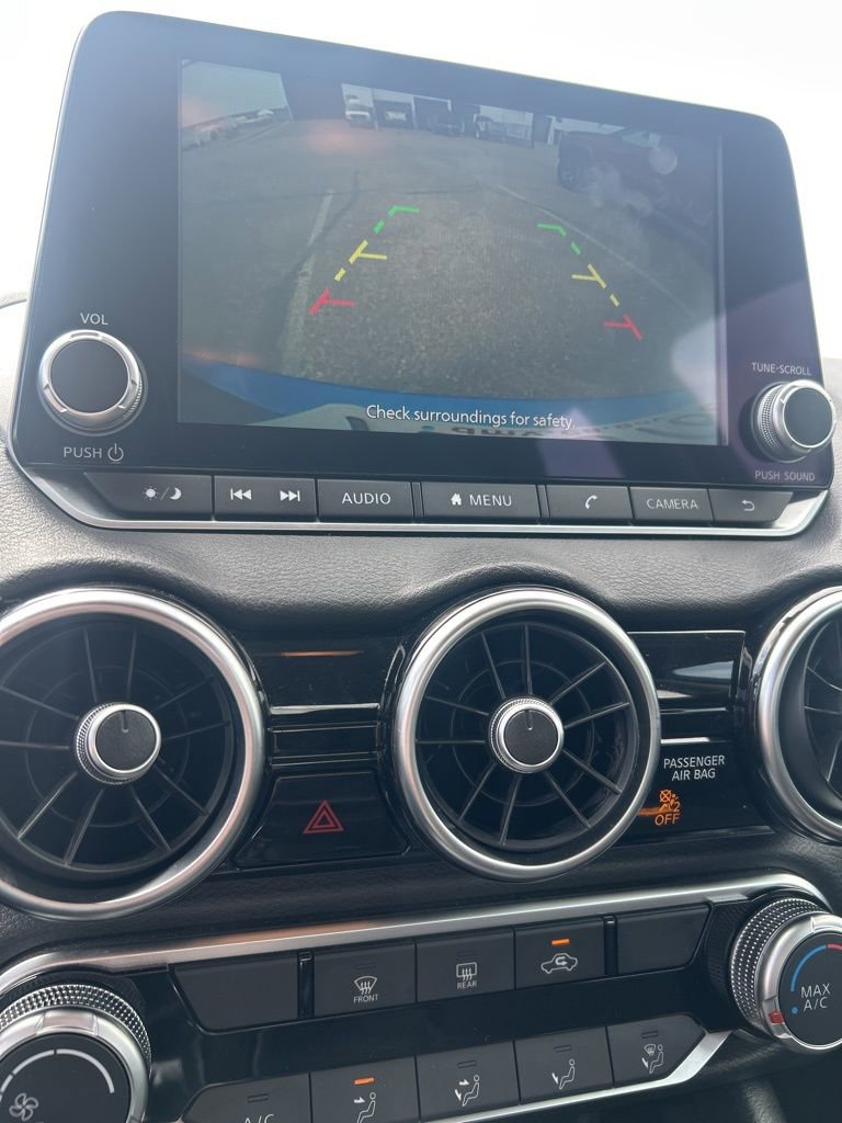 Used 2024 Nissan Sentra SV FWD image 8