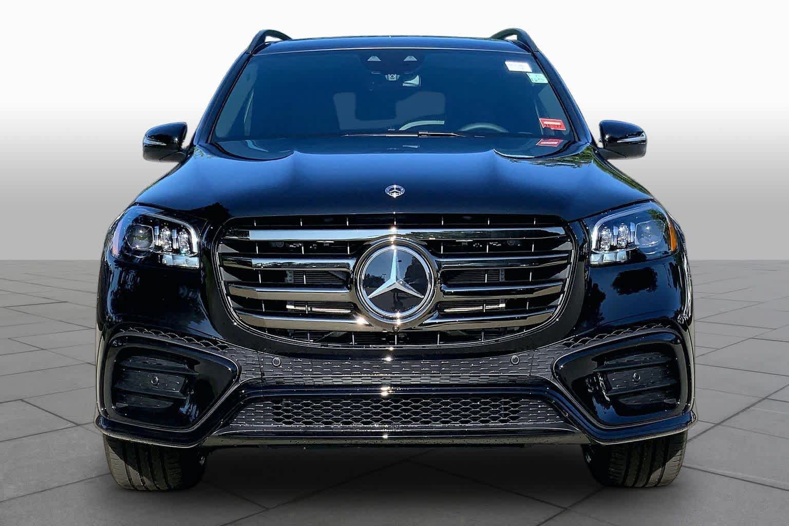 New 2026 Mercedes-Benz GLS 580 4MATIC image 3