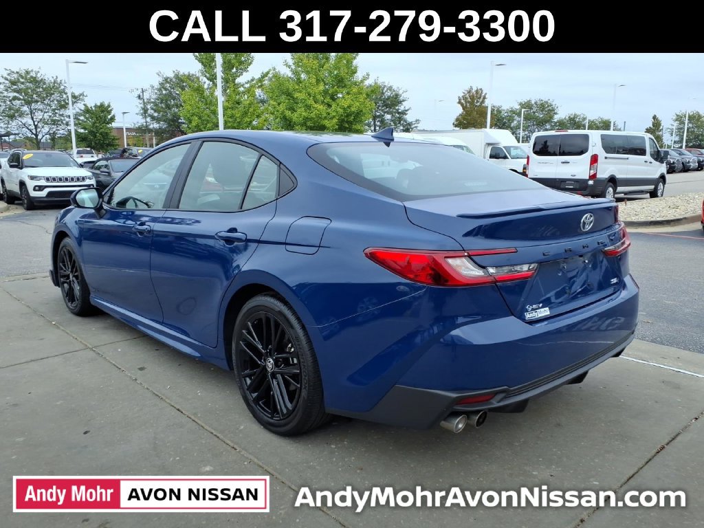 Used 2025 Toyota Camry SE FWD image 6