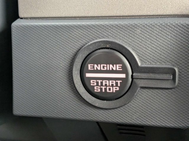 Used 2024 Ford Bronco Raptor AWD/4WD image 31