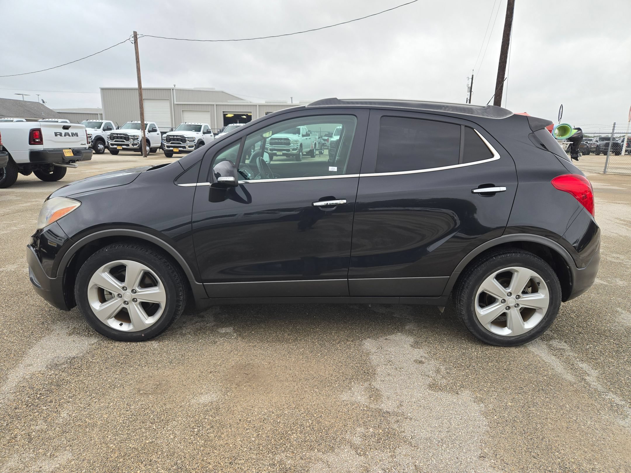 Used 2015 Buick Encore FWD image 6
