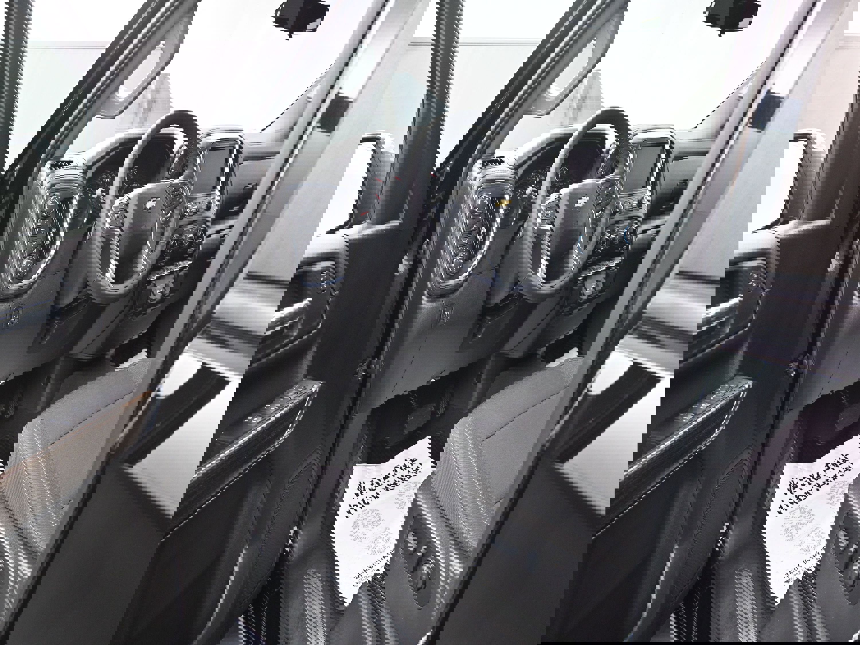 Used 2022 Chevrolet Silverado 1500 LT image 9