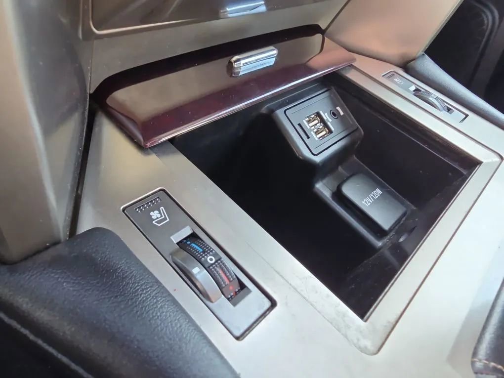 Used 2014 Lexus GX 460 Luxury image 35