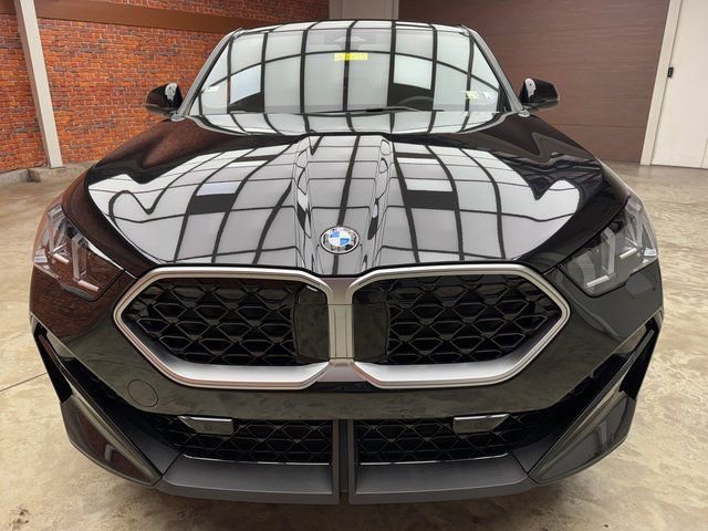 Used 2026 BMW X2 xDrive28i image 8