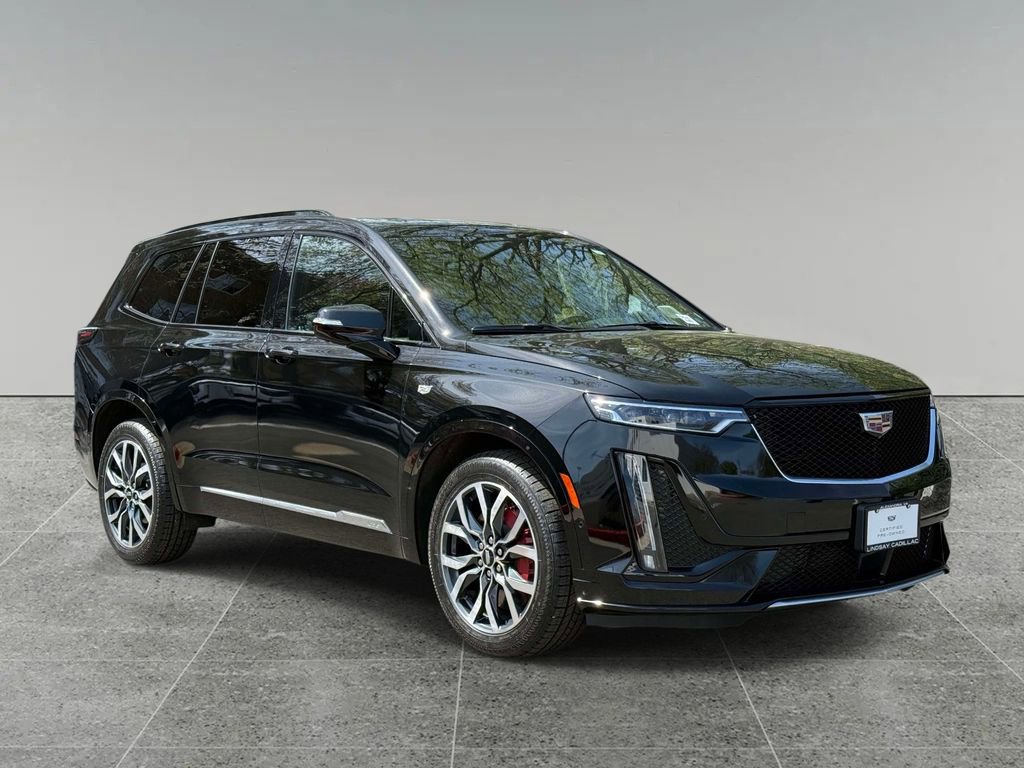 Used 2023 Cadillac XT6 Sport w/ Platinum Package image 9
