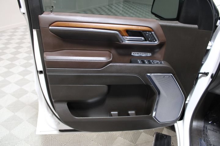 Used 2023 GMC Sierra 1500 Denali w/ Denali Reserve Package AWD/4WD image 18
