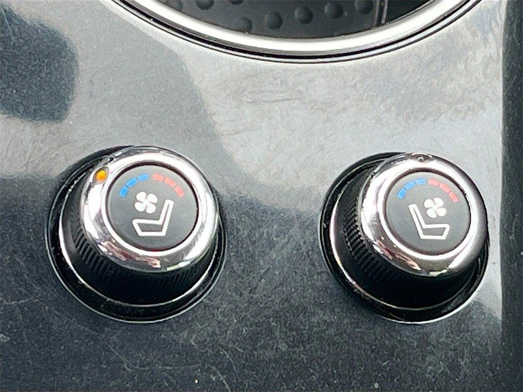 Used 2023 Nissan Maxima Platinum w/ Sport Mat Group image 21