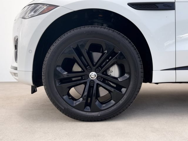 Used 2026 Jaguar F-PACE R-Dynamic S AWD/4WD image 11