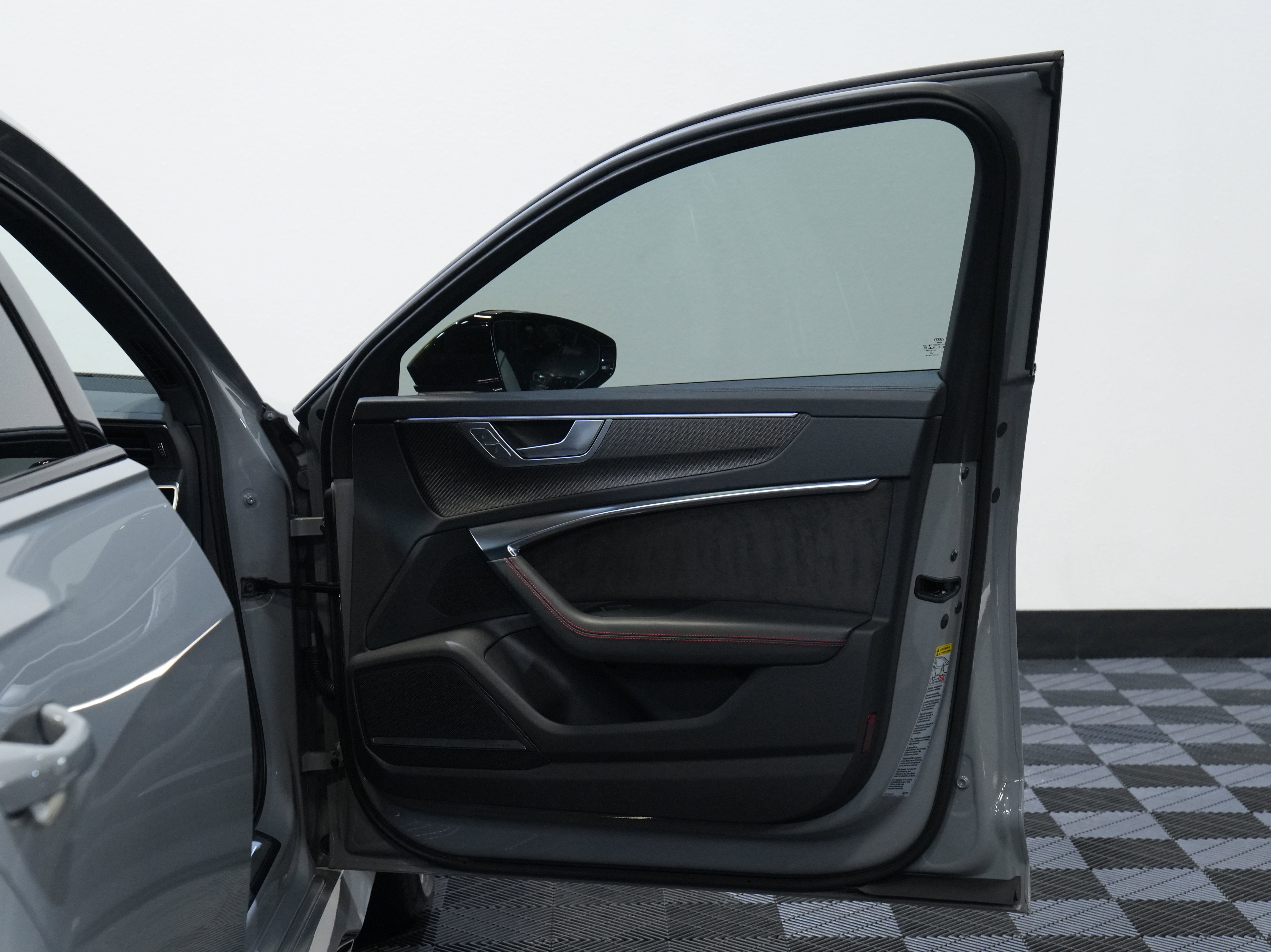 Used 2021 Audi RS 6 image 26