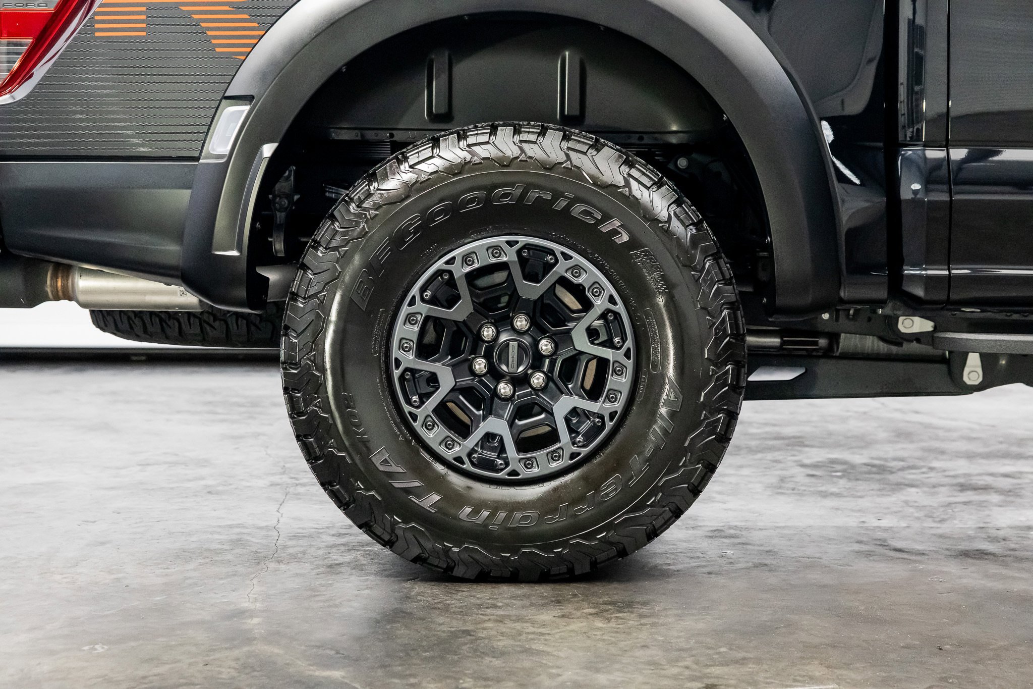 Used 2024 Ford F150 Raptor w/ Equipment Group 803A Raptor R AWD/4WD image 30