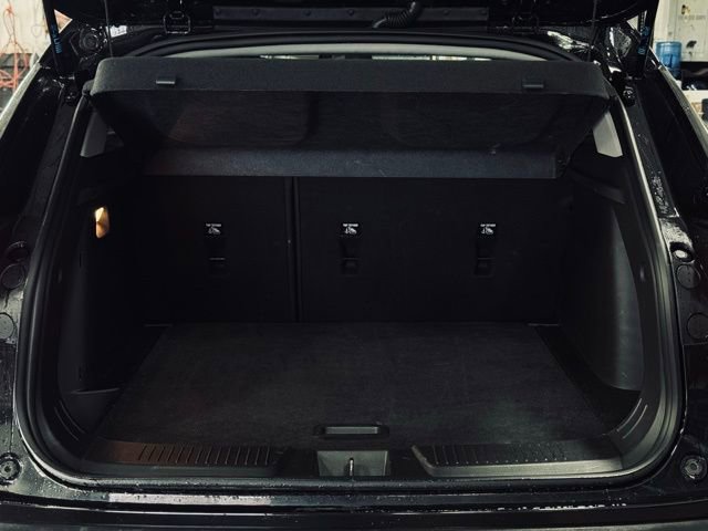 Used 2025 Chevrolet Trax LT image 10