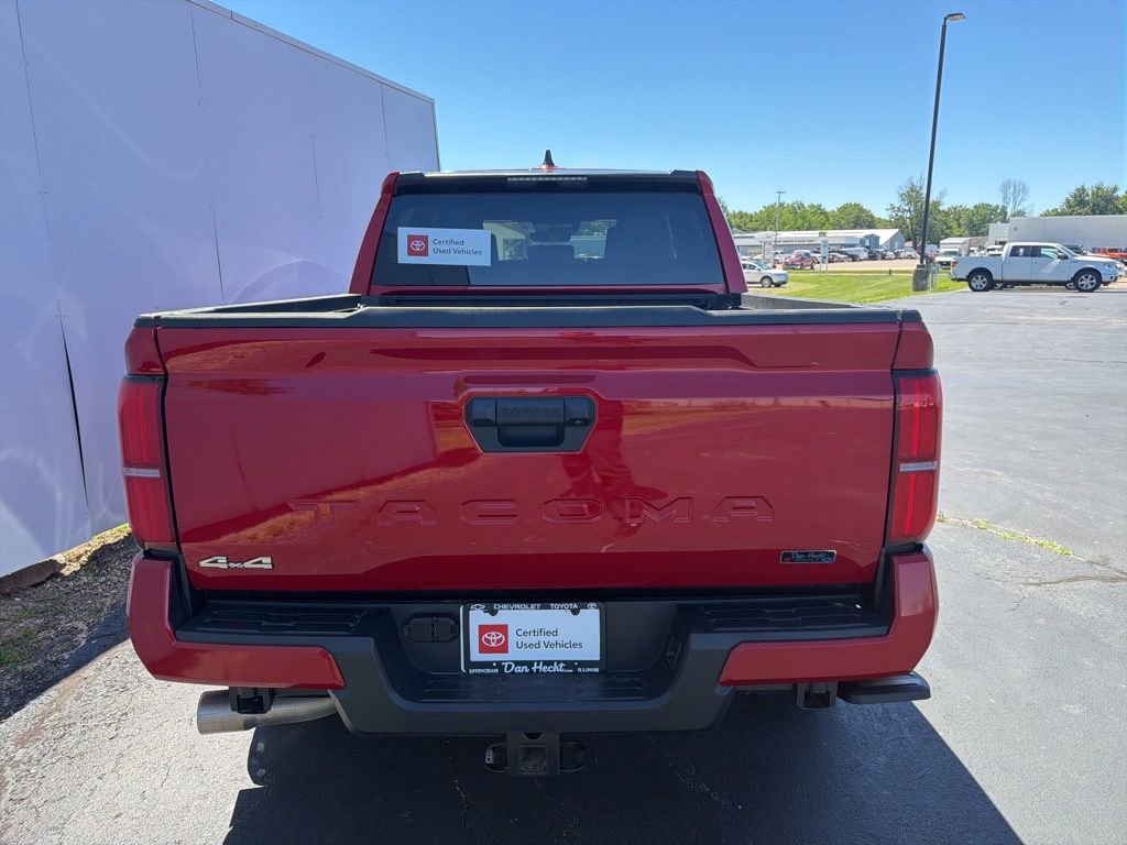 Certified 2024 Toyota Tacoma SR5 AWD/4WD image 9