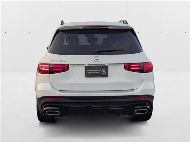 New 2025 Mercedes-Benz GLB 250 image 7