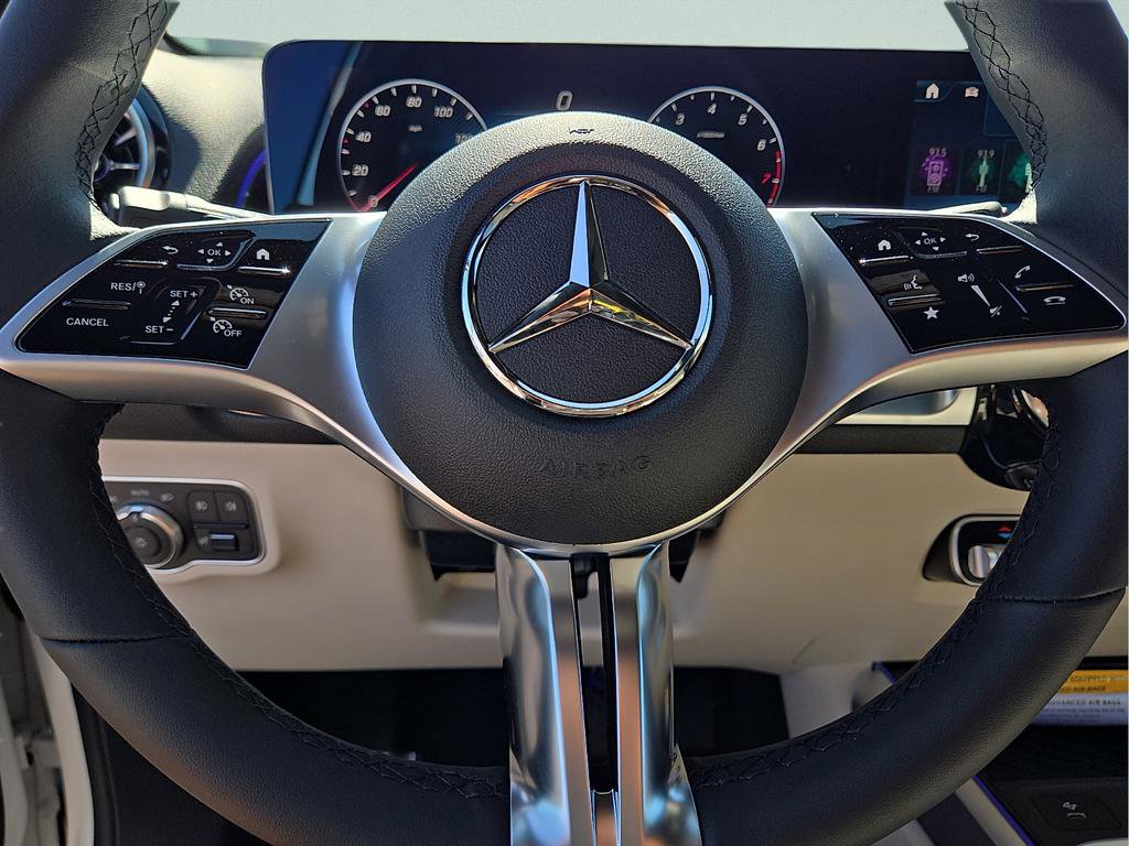 New 2026 Mercedes-Benz GLB 250 image 25