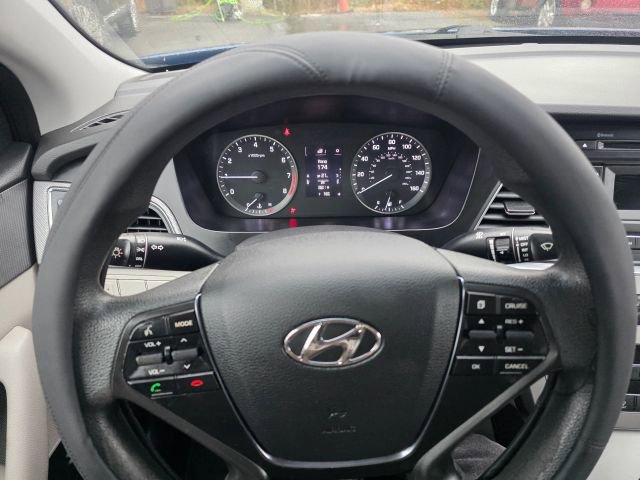 Used 2015 Hyundai Sonata SE FWD image 15