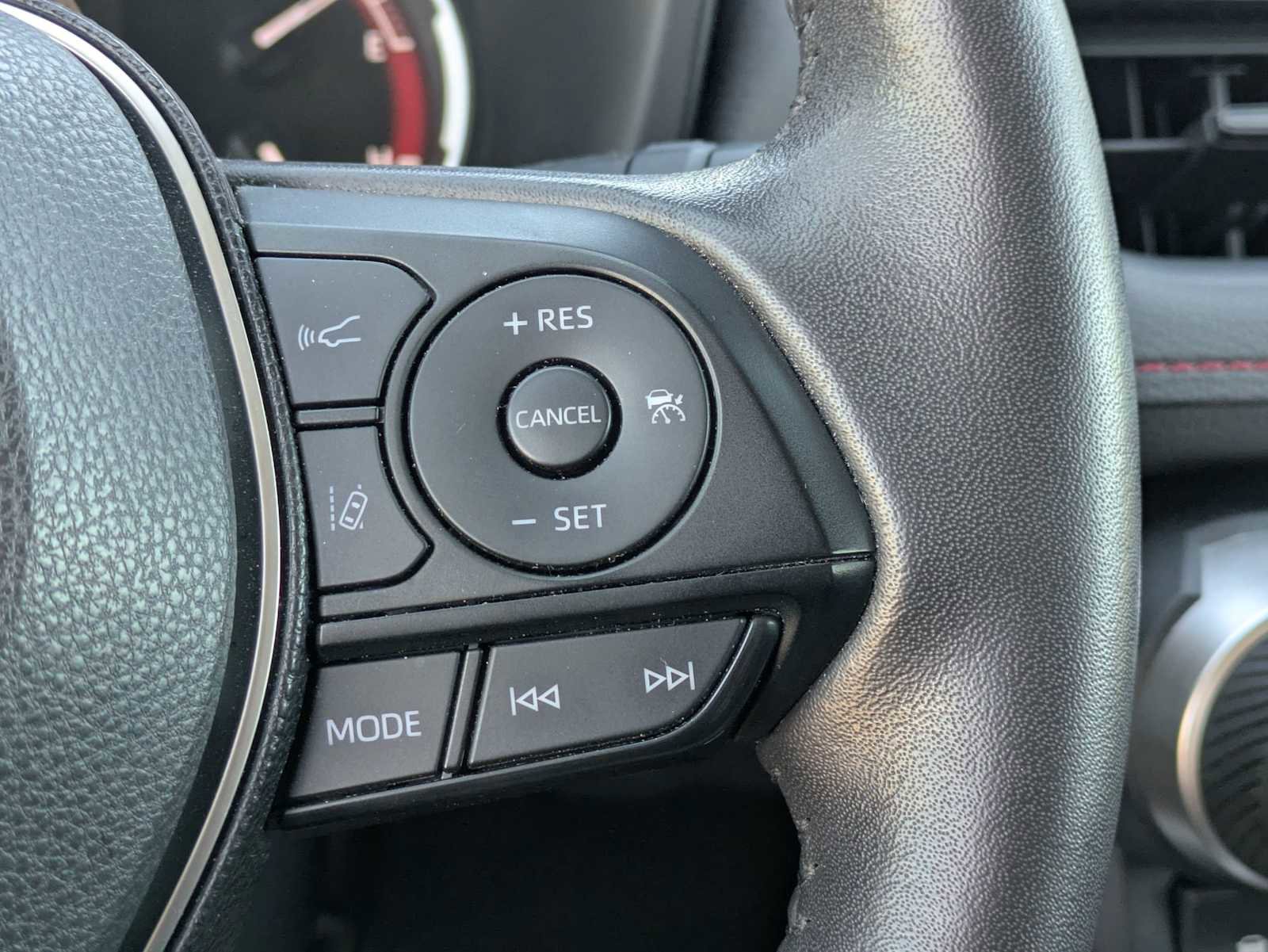 Used 2020 Toyota RAV4 TRD Off-Road image 25