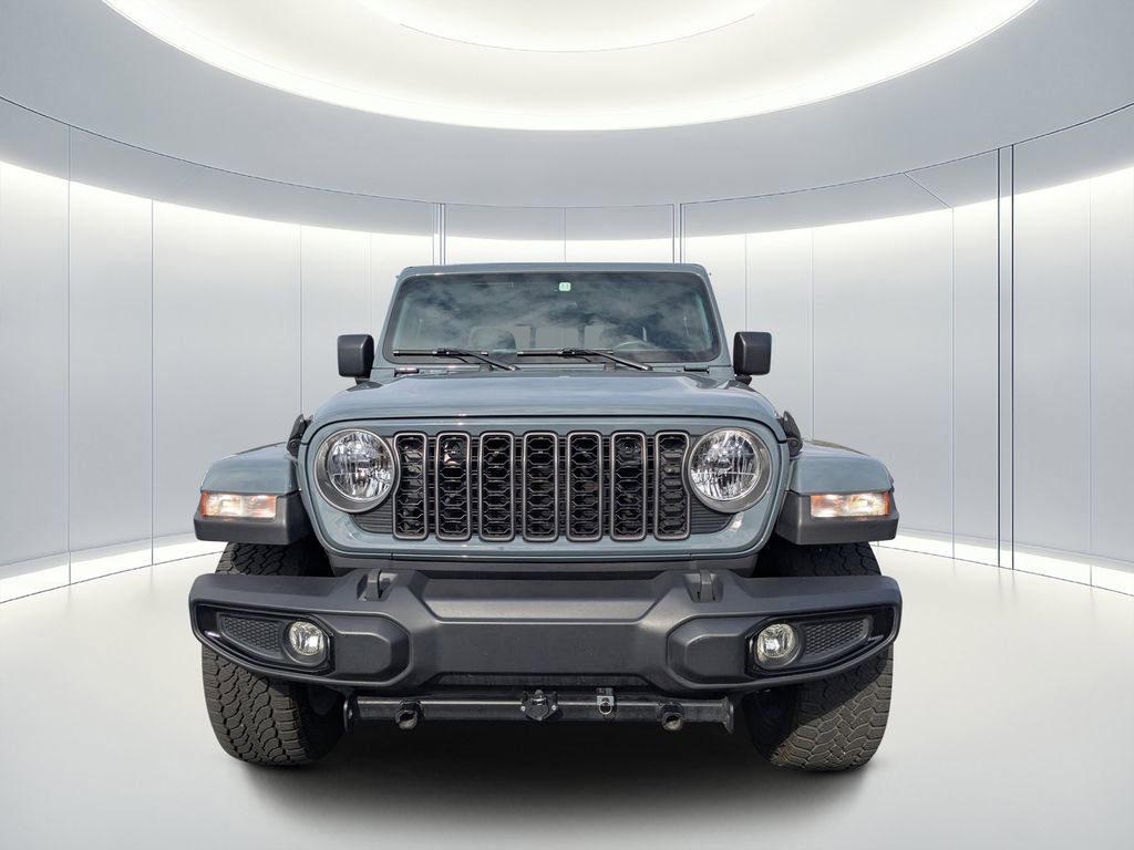Used 2025 Jeep Gladiator Sport image 8