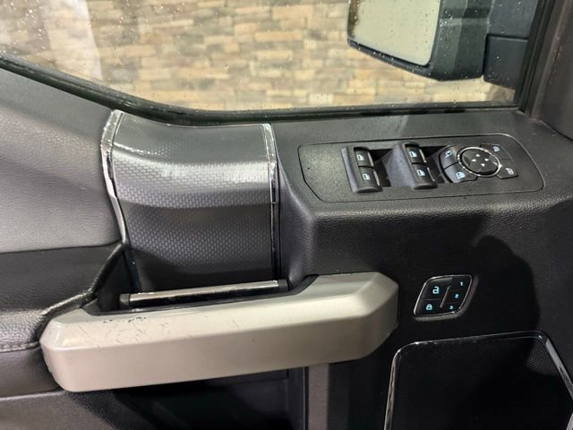 Used 2017 Ford F150 Lariat image 12