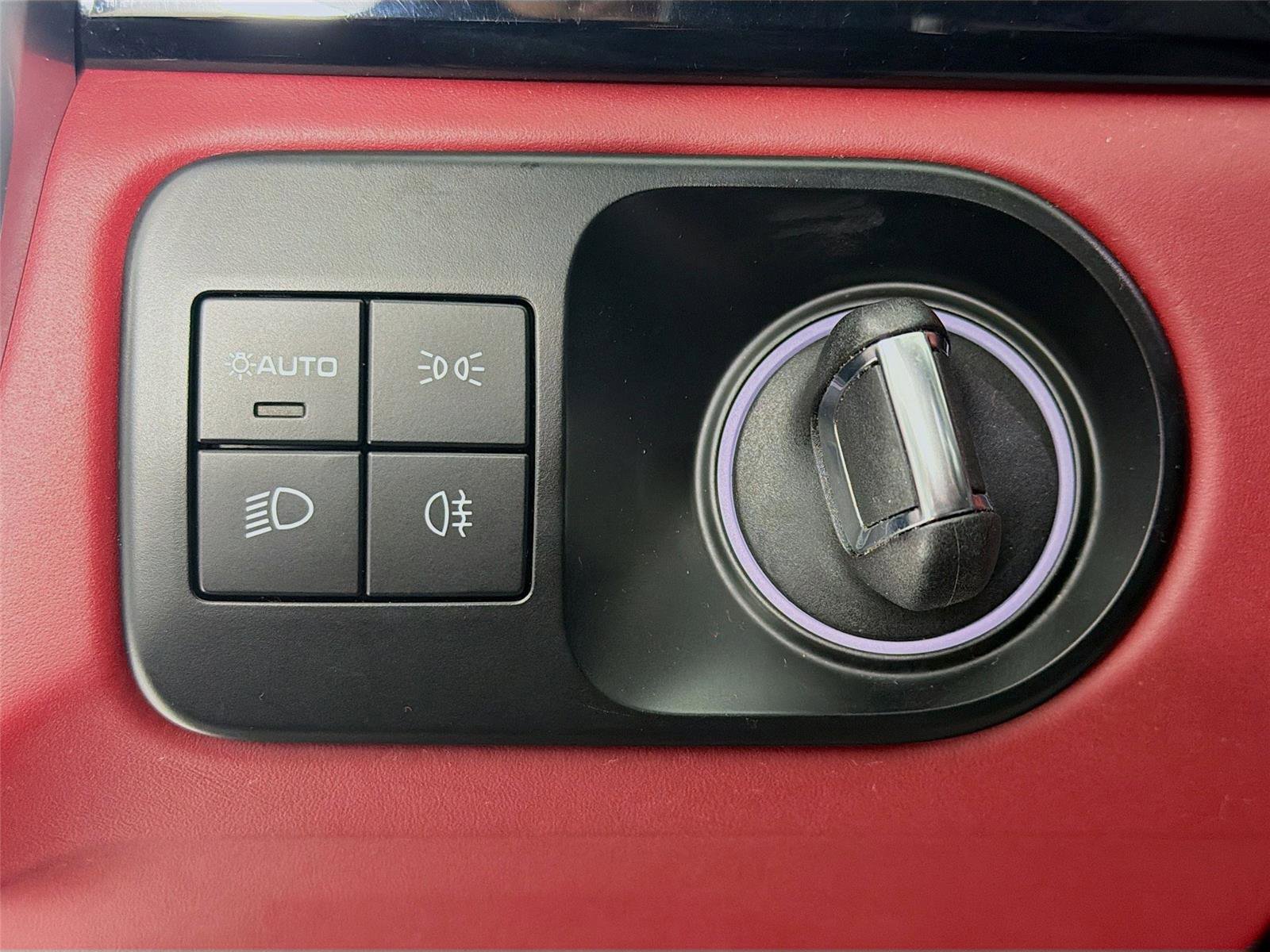 Certified 2023 Porsche Cayenne Turbo S image 14