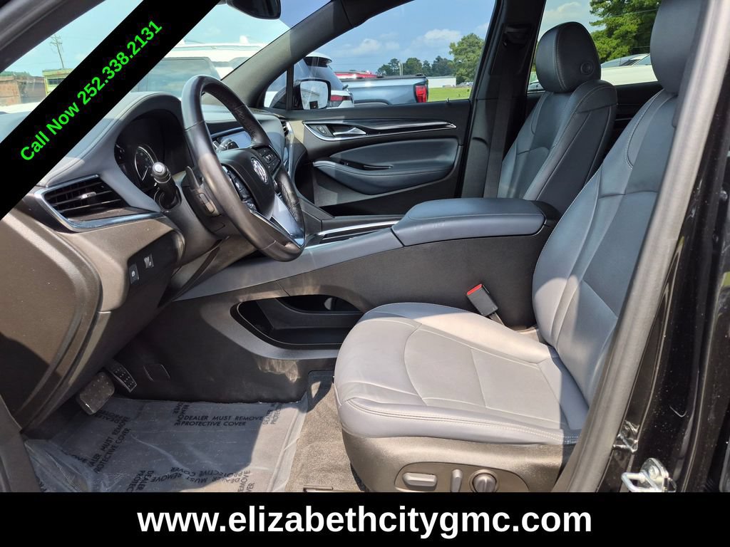 Used 2023 Buick Enclave Essence w/ Sport Touring Edition FWD image 13