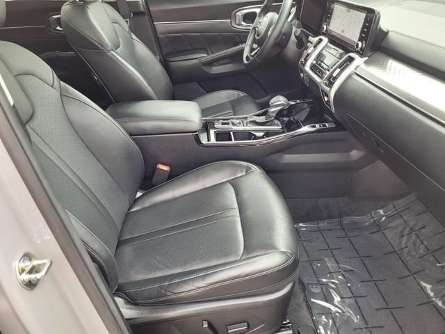 Used 2023 Kia Sorento SX image 12